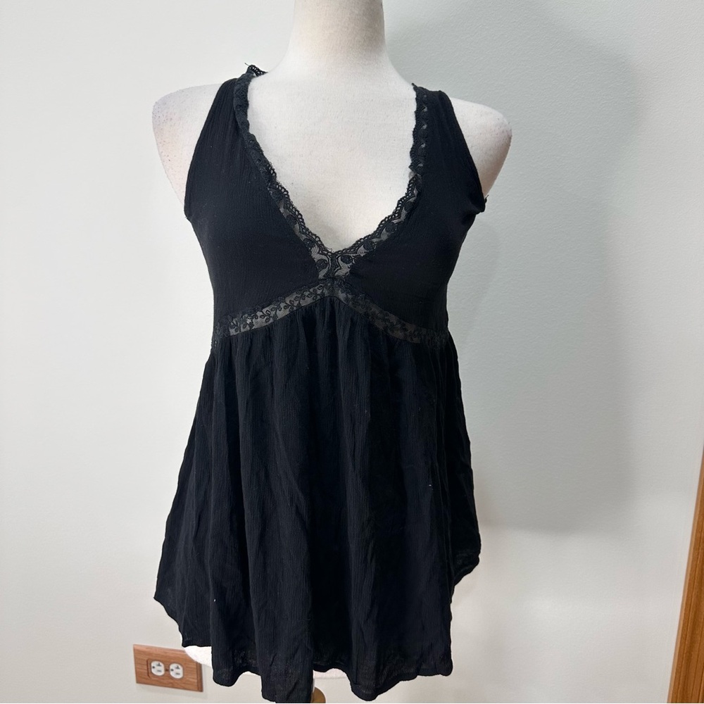 Kendall & Kylie Black Lace Trim Sleeveless Top